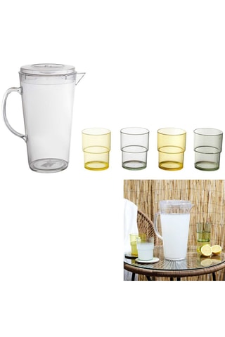 4 verres et carafe