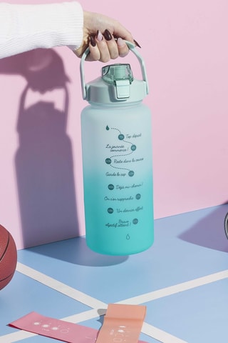 Gourde - 2 l - Modèle aléatoire