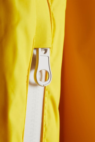 Corta-vento com capuz - Amarelo