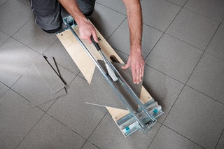 Coupe-carrelage TC 710 PW avec base en bois Wolfcraft