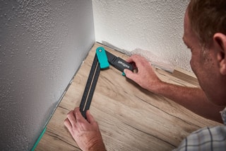 Fausse équerre avec fonction trusquin Wolfcraft