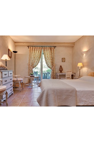 Escapade provençale : 2 jours en mas avec dîner et piscine près d'Aix - France - 2 personnes - Validité 39 mois