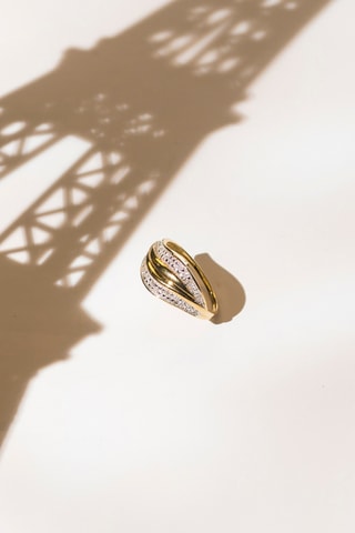 Anillo Tolanaro - Oro amarillo y diamantes