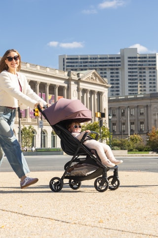 Poussette MyAvo - Violet - Dès la naissance - Jusqu'à 22 kg