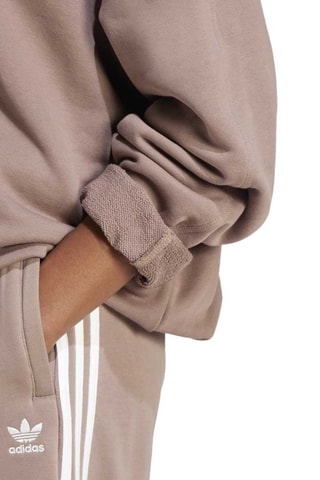 Sweater Essentials - Bruin