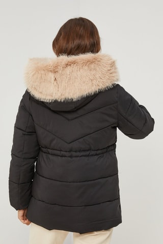 Blusão com capuz - Preto