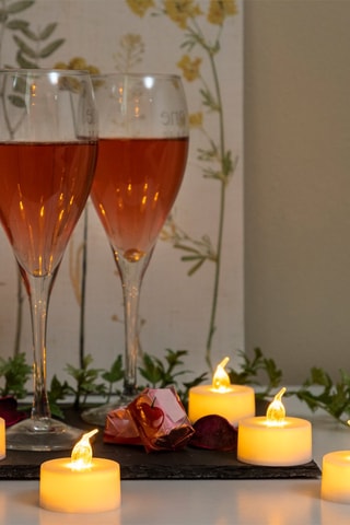 12 velas LED com efeito chama