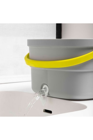 Vassoura rotativa auto-limpante   Cinzento e amarelo