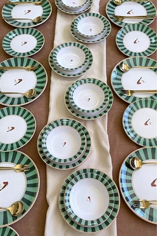 Serviço de loiça em cerâmico - 24 peças