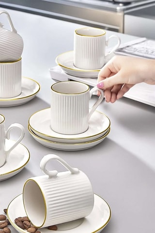 Serviço em porcelana - 12 peças