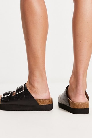 Mules com plataforma - Preto - Monki