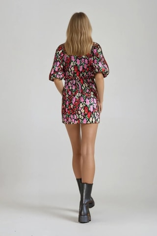 Vestido direito - Preto - Monki