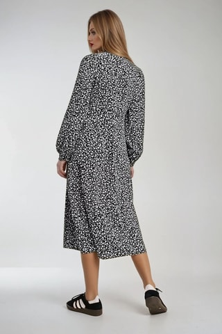 Vestido midi - Preto - Monki