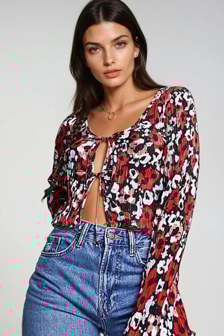 Crop top - Preto e vermelho - Monki