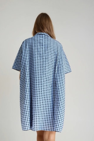 Vestido-camisa - Preto e azul-celeste - Monki