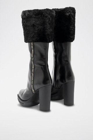 Botins forrados em couro - Preto