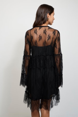 Vestido estilo patinadora em renda - Preto