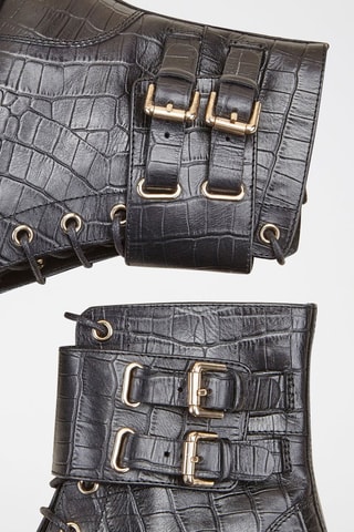 Botins em couro Kora - Preto