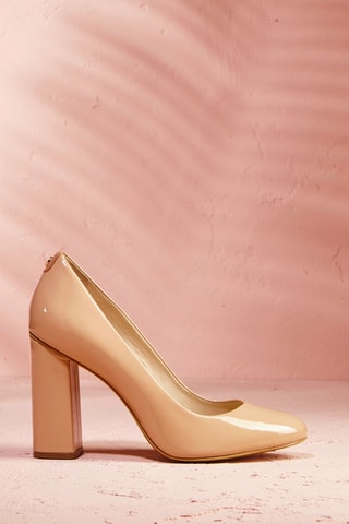 Sapatos de salto em couro de vaca envernizado Joanna Nude