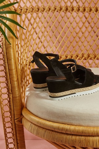 Sandálias de cunha em nobuck Naevi Preto