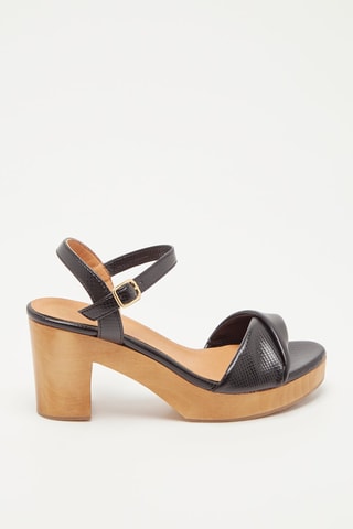 Sandálias de salto Vixi Preto