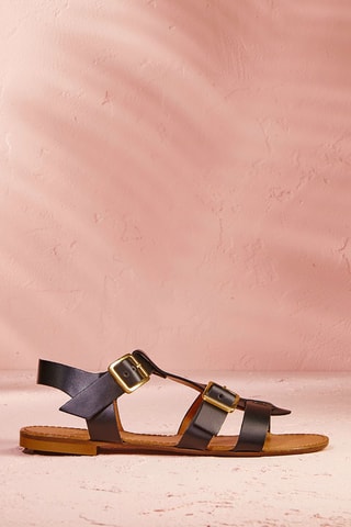 Sandálias em couro Tayia Preto