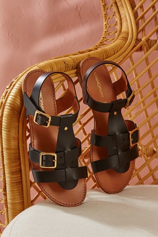 Sandálias em couro Tayia Preto