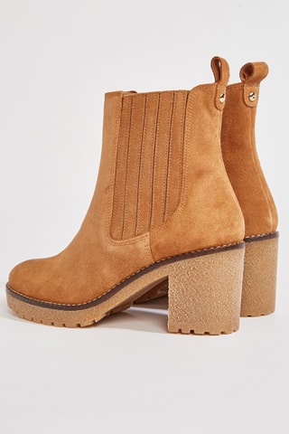 Botins em nobuck Bena - Camel