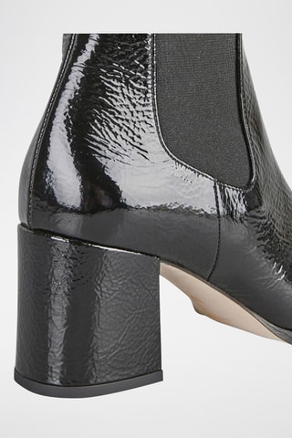 Botins Chelsea em couro Lanae - Preto