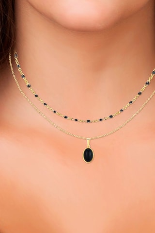 2 colares 
Banhados a ouro amarelo fino e pedra preciosa à escolha