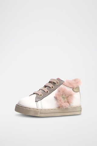 Kalfsleren Sneakers Wit en Goudkleurig