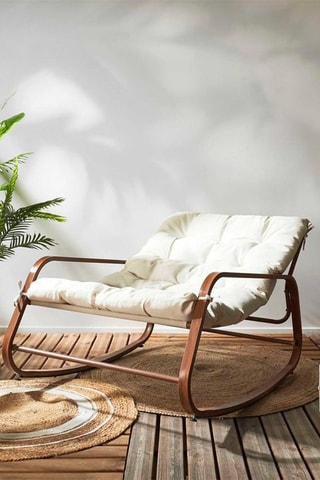 Sillón mecedor Miami - 
Beige y natural