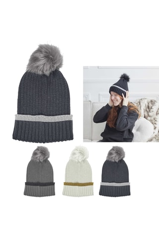 Gorro con borla - Modelo aleatorio