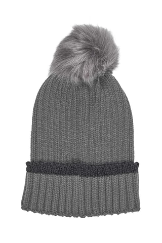 Gorro con borla - Modelo aleatorio