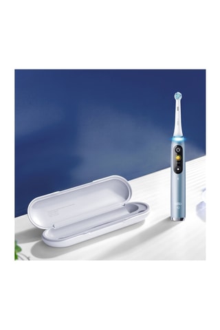 Spazzolino da denti elettrico connesso iO Serie 9