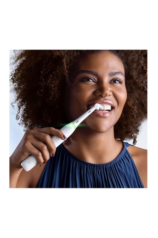 Spazzolino da denti elettrico connesso iO Serie 5n