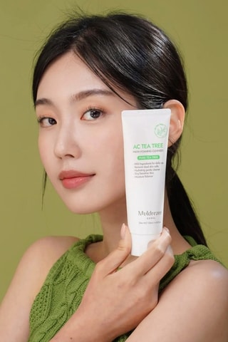 Frisse schuimende reiniger - Droge en gevoelige huid - 120 ml