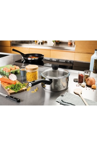 Cazo con tapa-escurridor de acero inoxidable Expert Touch - 20 cm