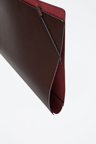 Pochette en cuir A4 Limited Edition