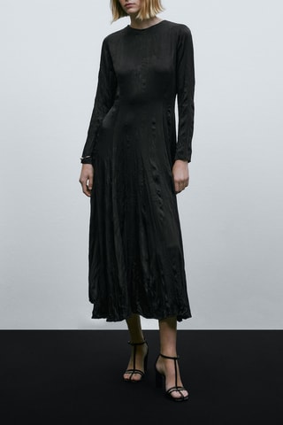 Robe plissée fente dans le dos - Noir