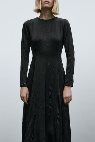 Robe plissée fente dans le dos - Noir