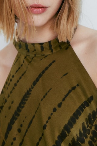 Robe longue imprimée encolure américaine - Vert olive et noir