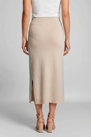 Saia comprida em lã - Marfim