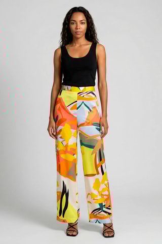 Calças - Branco e vermelho