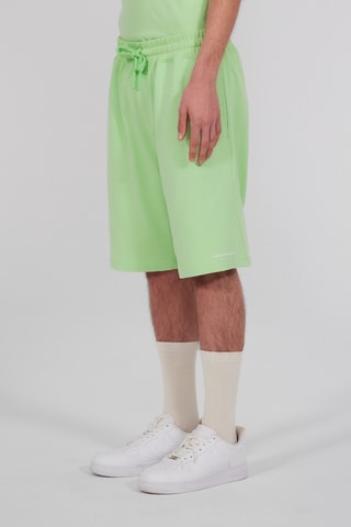 Bermudas Daren - Verde claro