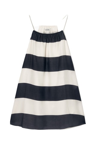 Top - Branco e azul-marinho