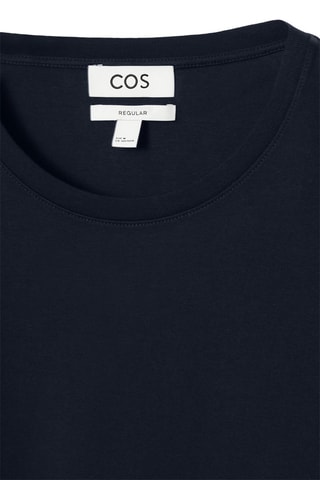 T-shirt regular - Azul-marinho  - COS
