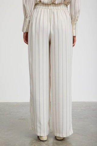 Calças wide legs - Branco e preto