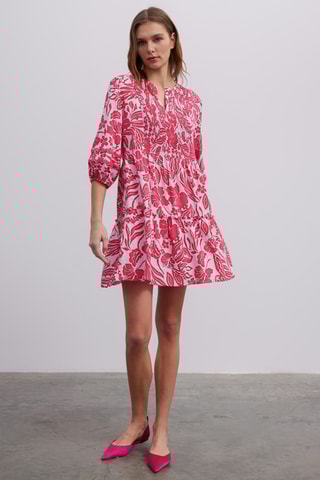 Vestido curto - Branco e rosa