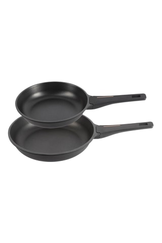 2 frigideiras e 1 grelhador